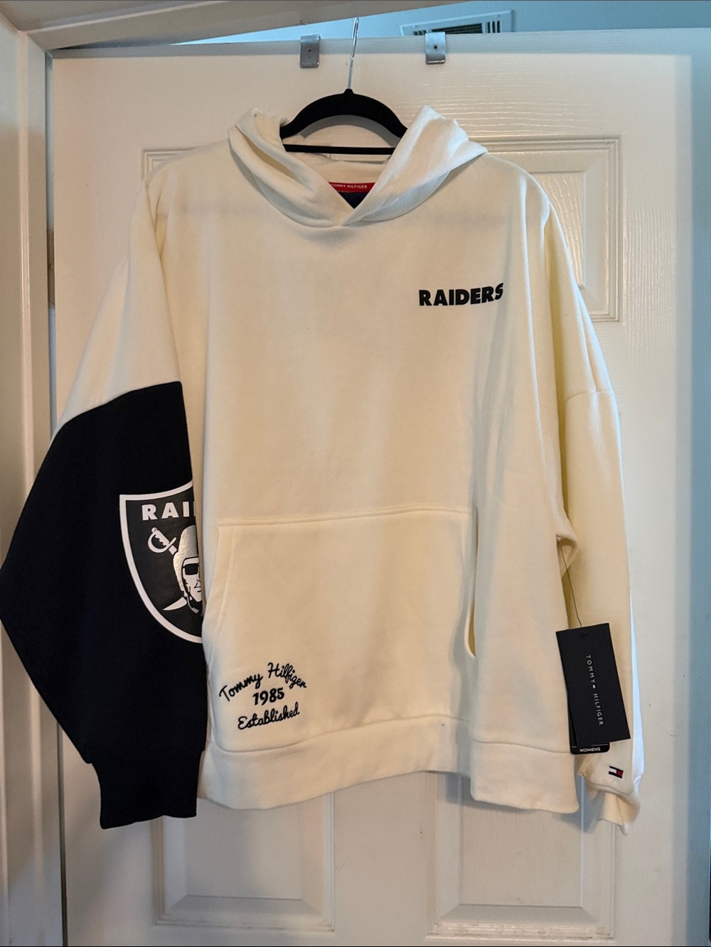 Tommy Hilfiger Cream and Black Raiders Crewneck Sweatshirt